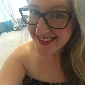 Meet your Posher, Staci